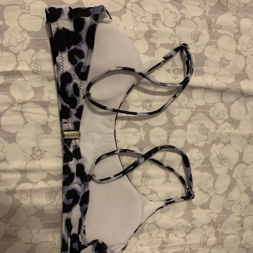 Bikini top - Picture 2 of 2